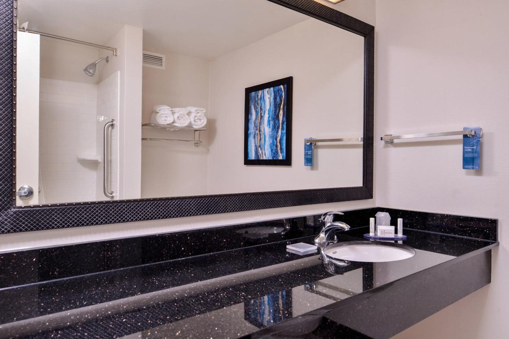 Fairfield Inn & Suites Raleigh-Durham Airport/Brier Creek Eksteriør billede